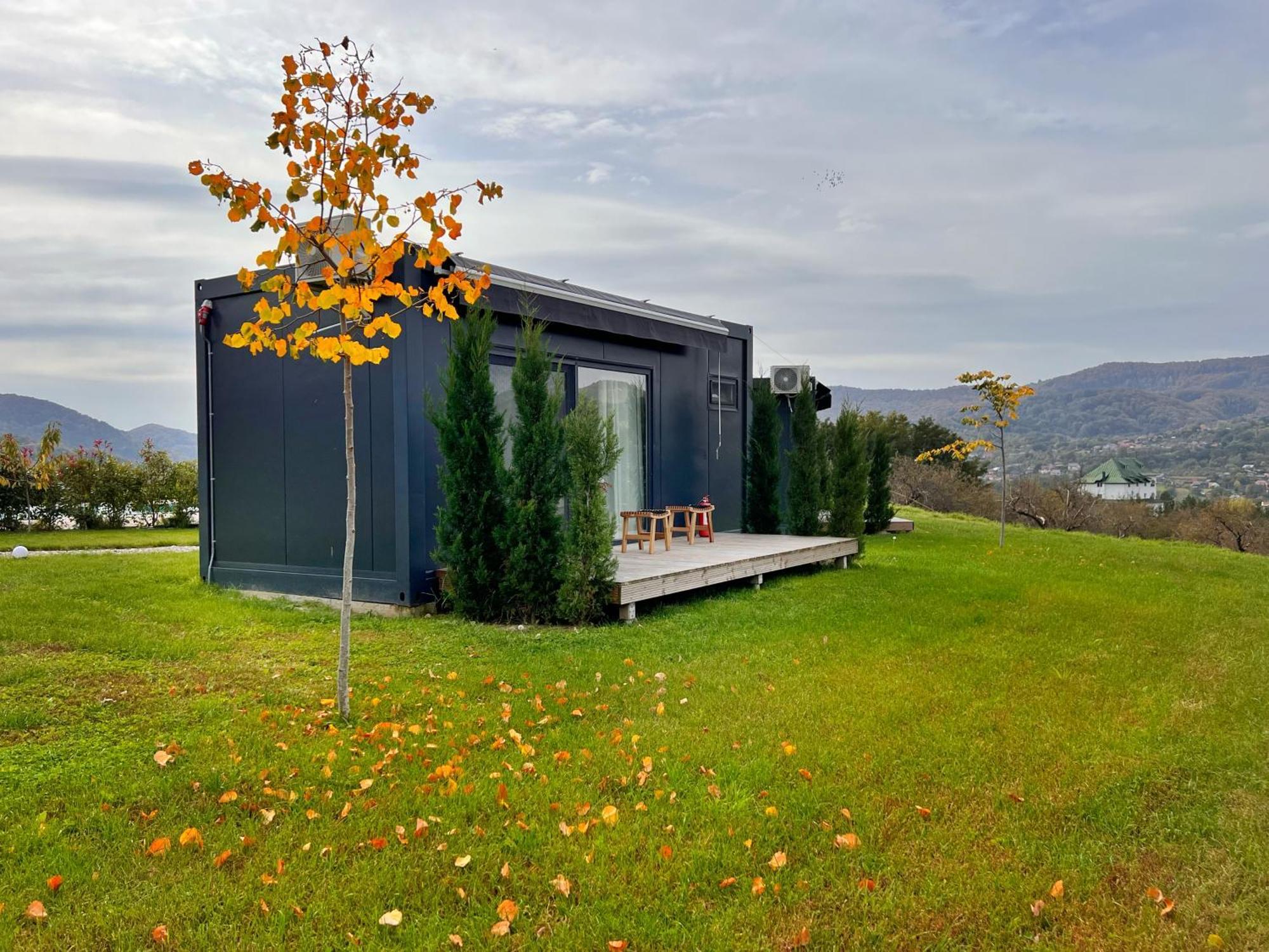 Flandra Glamping Hotel Corbeni Eksteriør billede