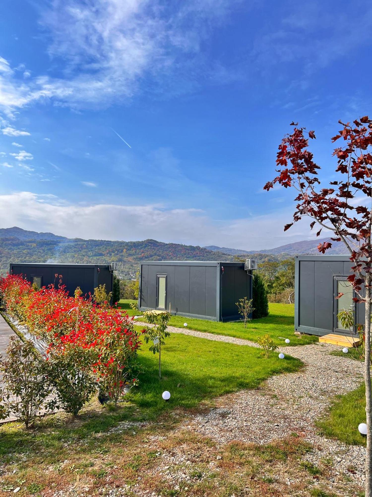 Flandra Glamping Hotel Corbeni Eksteriør billede