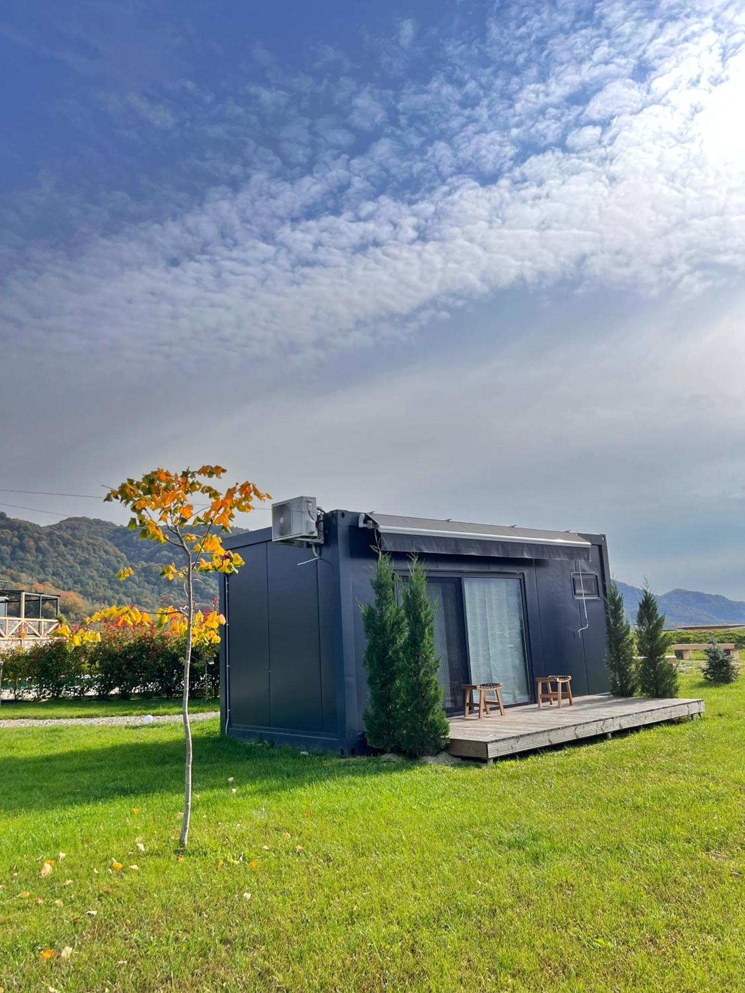 Flandra Glamping Hotel Corbeni Eksteriør billede