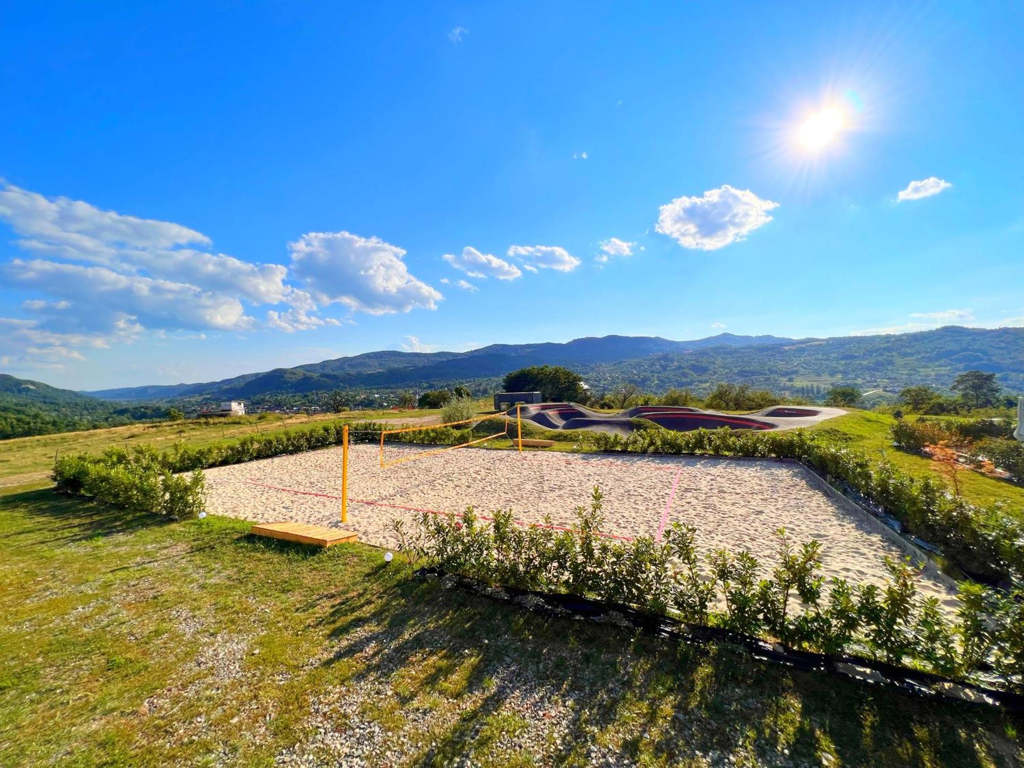 Flandra Glamping Hotel Corbeni Eksteriør billede
